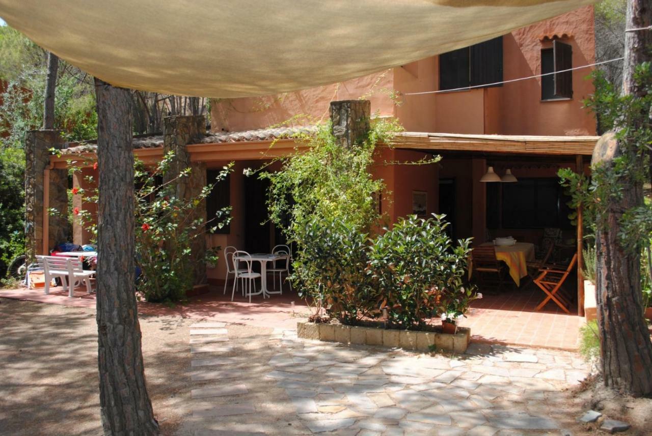 Via Dei Pini Villa Fort Village Luaran gambar