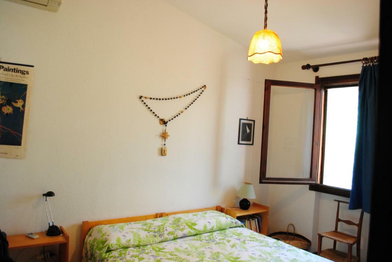 Via Dei Pini Villa Fort Village Luaran gambar